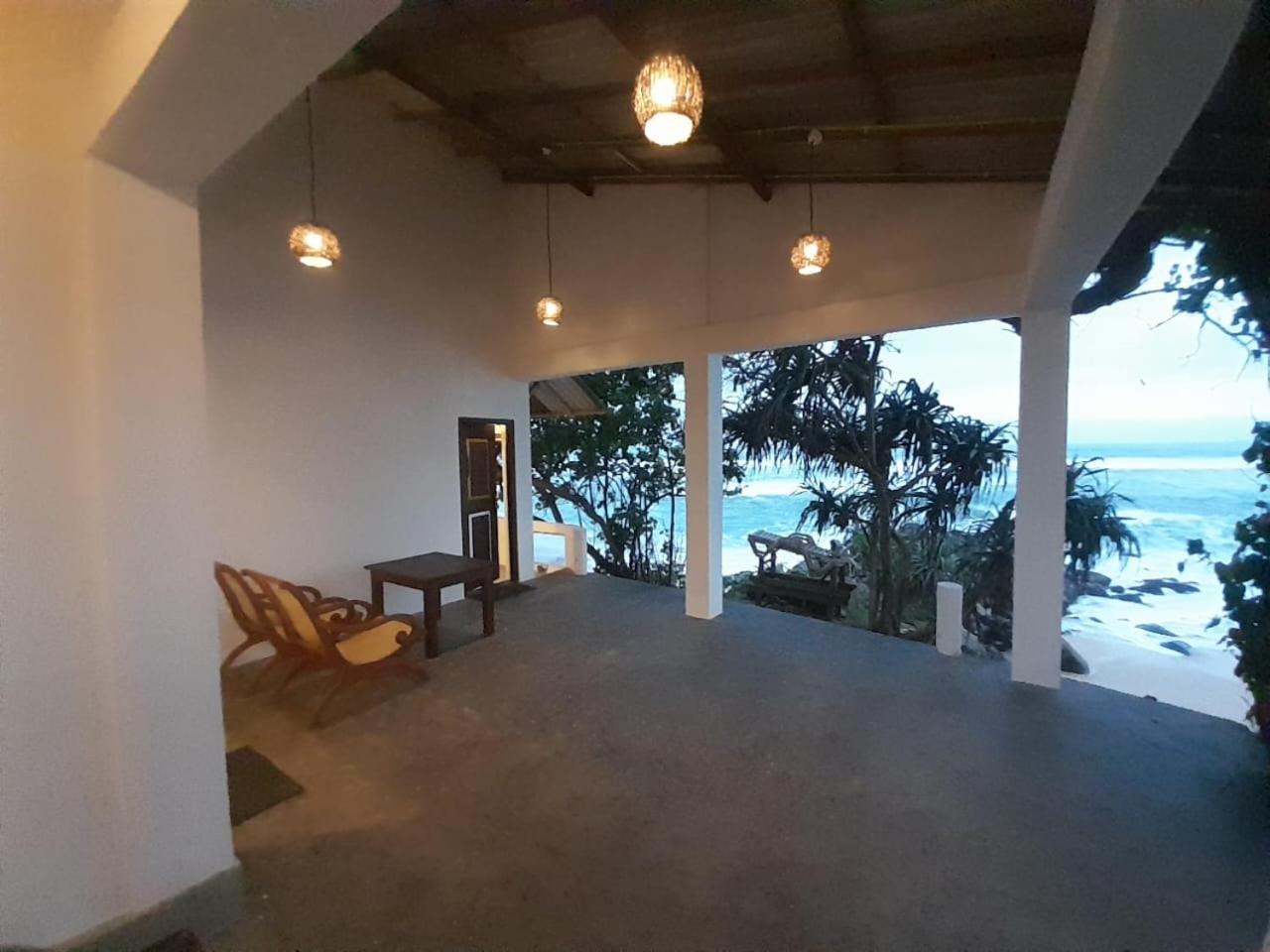 Sooriya Villa 陶尔佩 外观 照片