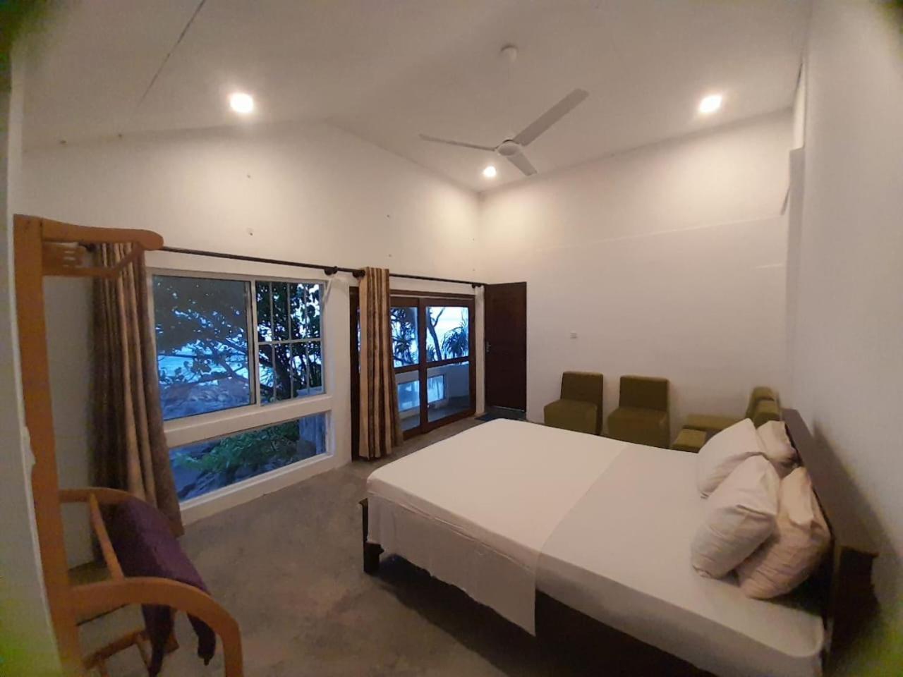Sooriya Villa 陶尔佩 外观 照片