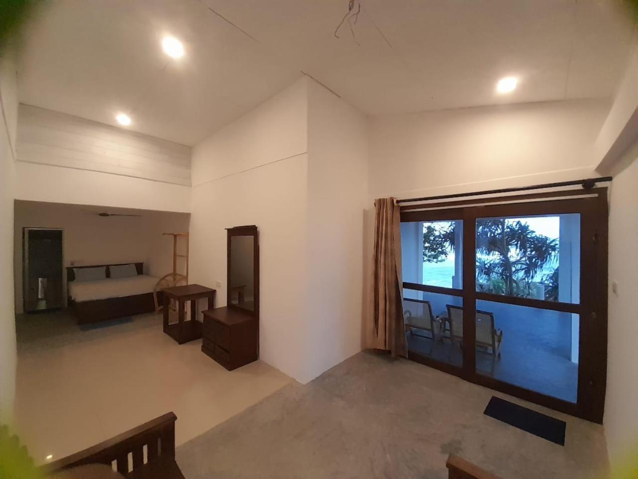 Sooriya Villa 陶尔佩 外观 照片