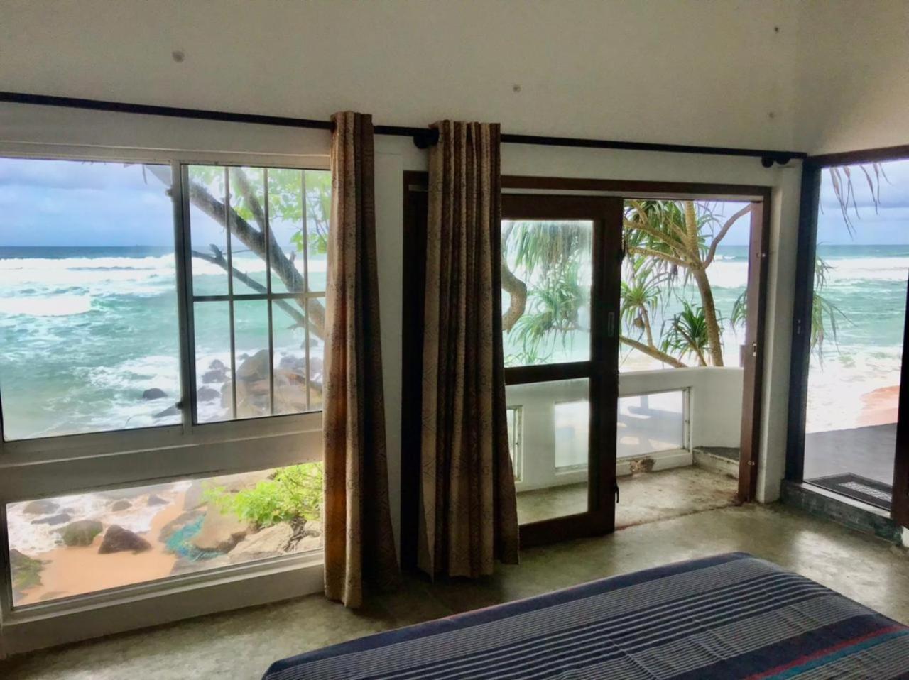 Sooriya Villa 陶尔佩 外观 照片