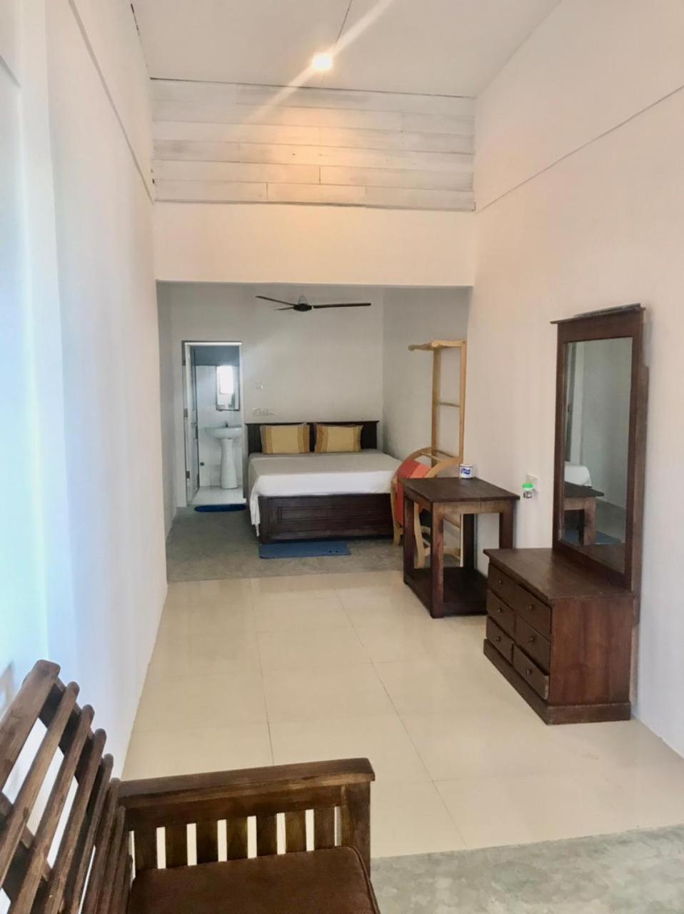 Sooriya Villa 陶尔佩 外观 照片