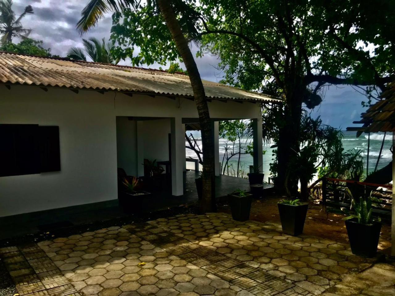 Sooriya Villa 陶尔佩 外观 照片