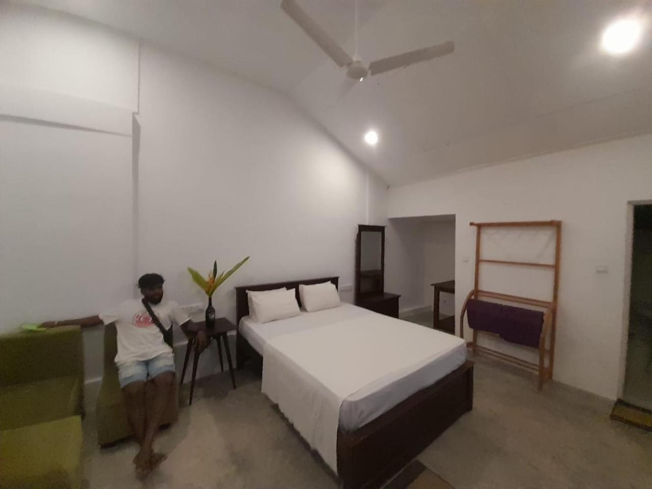 Sooriya Villa 陶尔佩 客房 照片